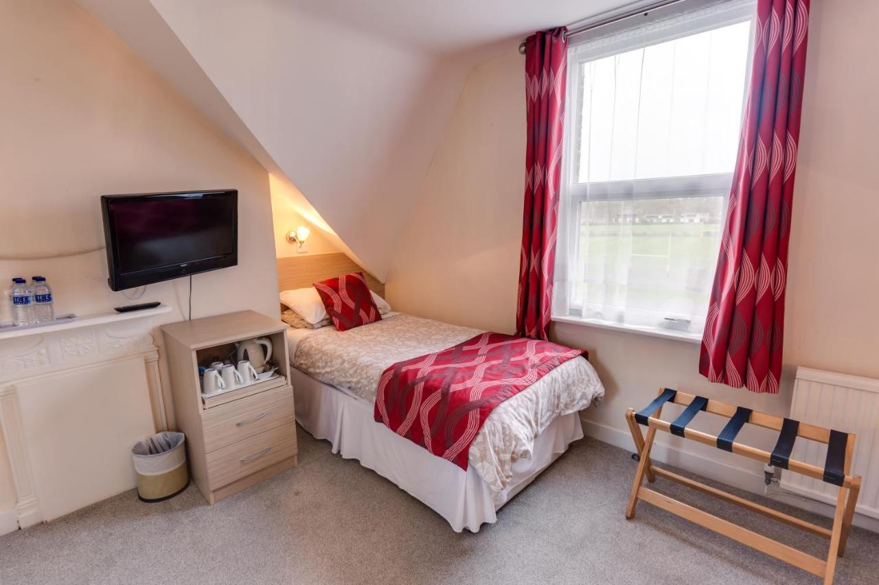The Sportsview Guest House Oxford Kültér fotó